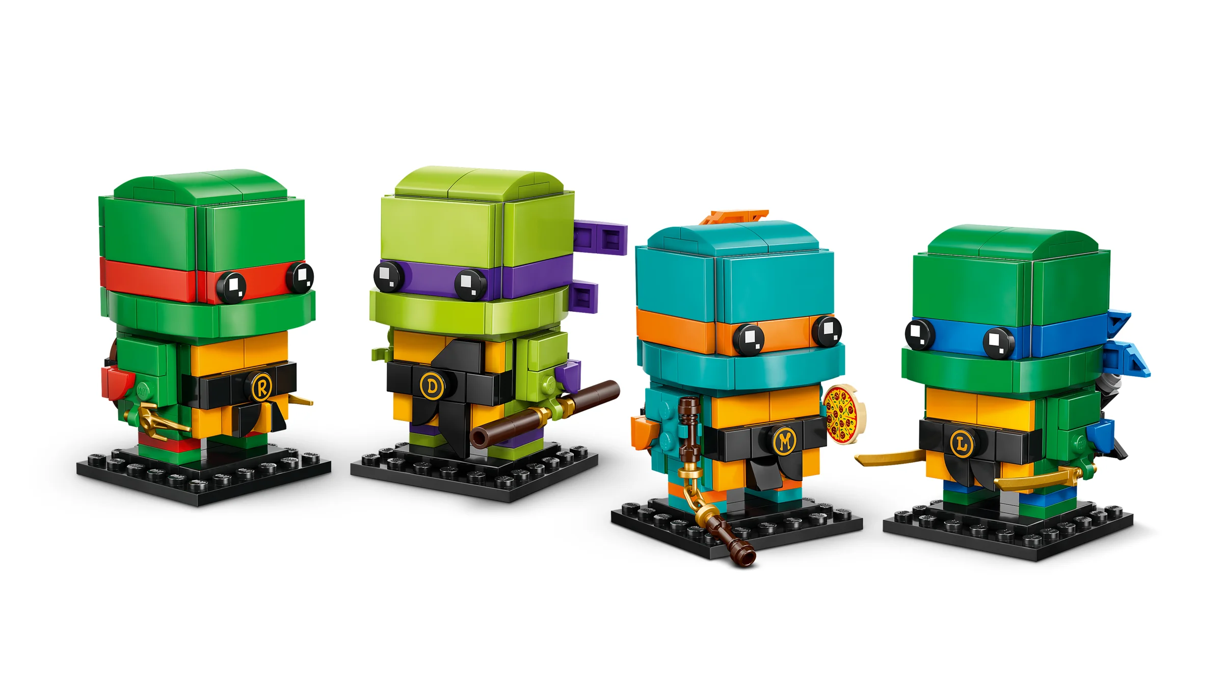 Setul LEGO 40878 prezintă figurinele BrickHeadz ale Țestoaselor Ninja: Leonardo, Raphael, Michelangelo și Donatello.