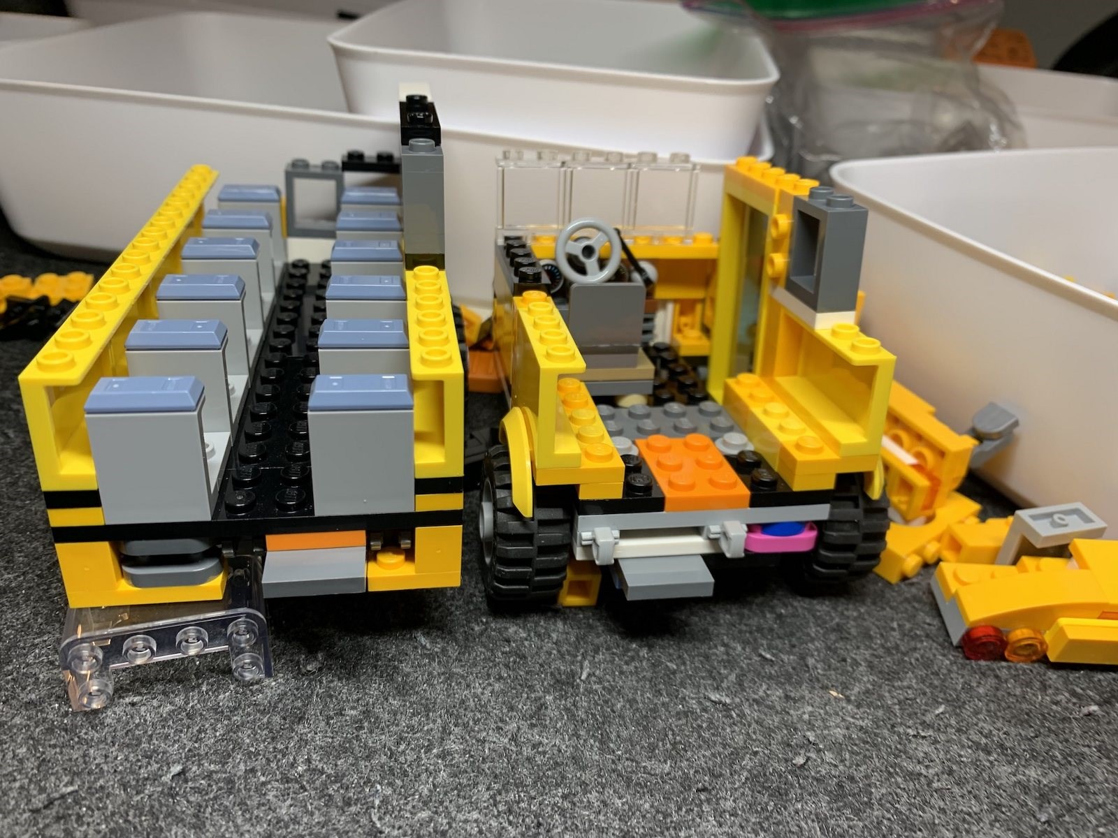 Detalii noi despre evoluția proiectului Classic American School Bus pe platforma LEGO Ideas