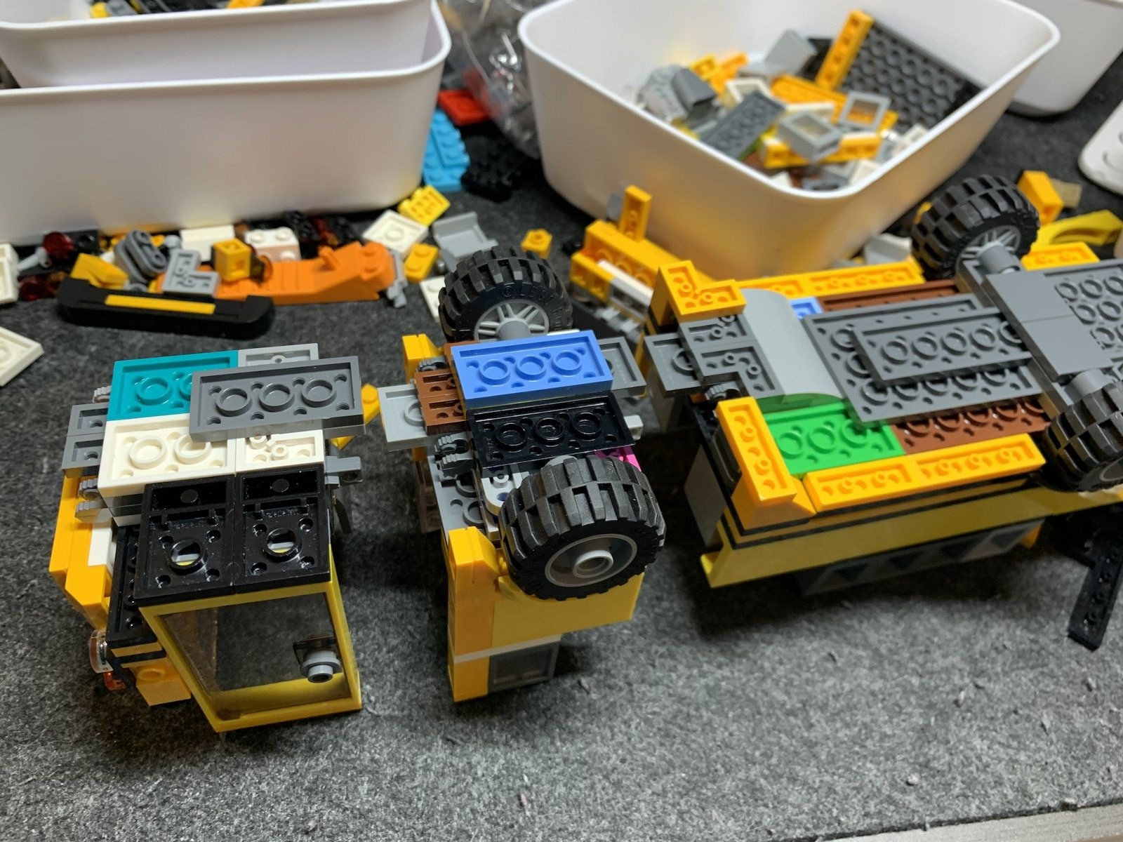 Detalii noi despre evoluția proiectului Classic American School Bus pe platforma LEGO Ideas