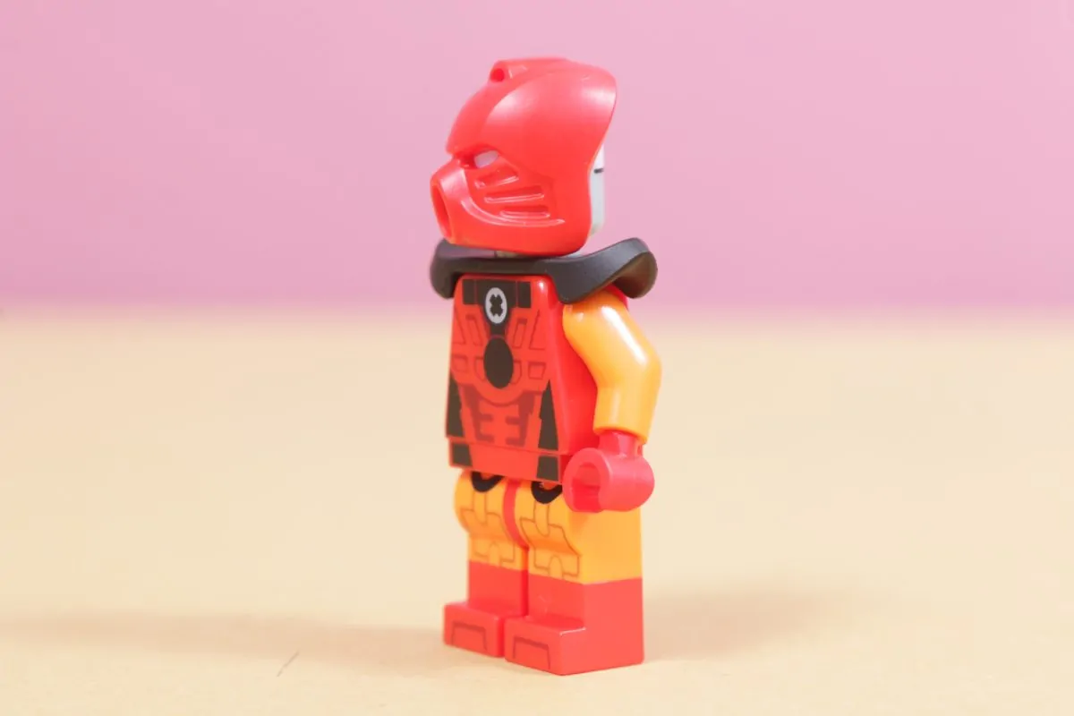 Detalii noi despre customizarea Tahu: Cum să transformi minifigurina din Seria 29 într-o legendă BIONICLE