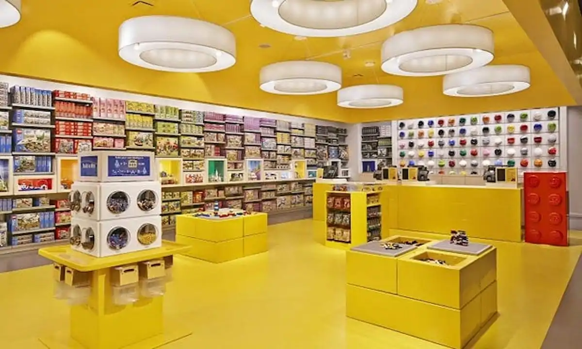 LEGO Store Leeds se mută: O redeschidere spectaculoasă cu trei cadouri exclusive la achiziție în 2026