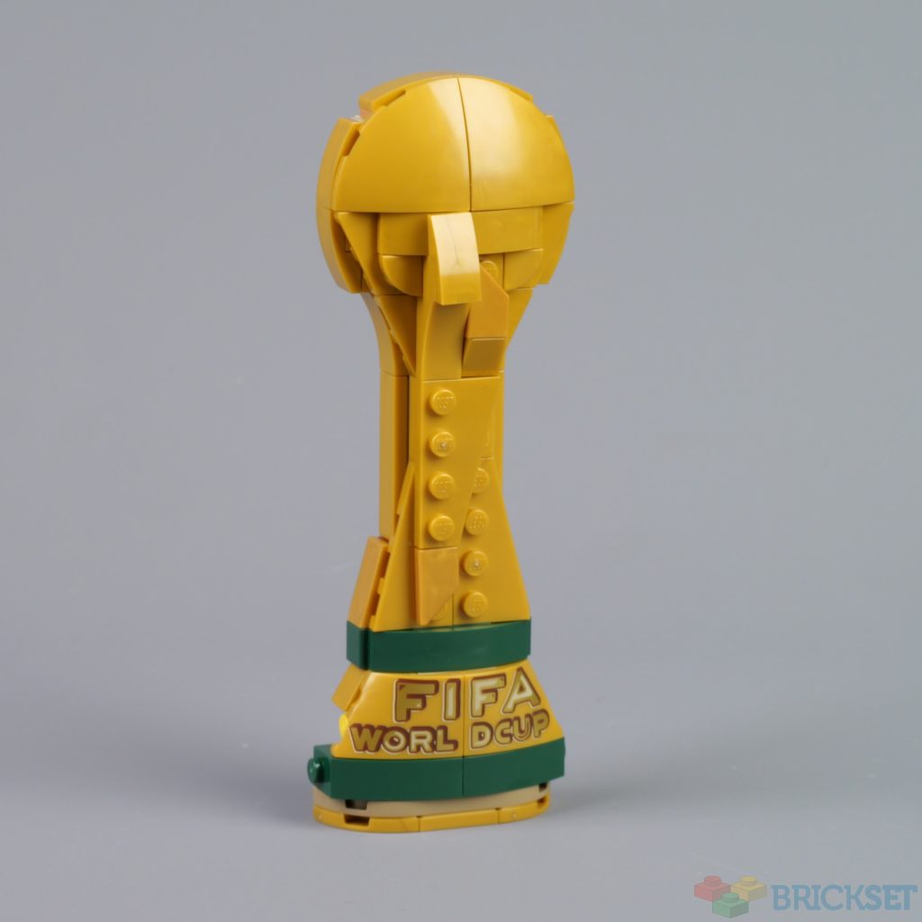 Detalii noi despre LEGO 43032 FIFA World Cup 2026 Official Emblem: Un design care stârnește controverse