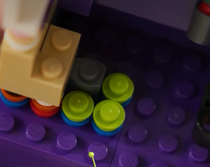Detalii noi despre secretele ascunse în viitoarele seturi LEGO Disney Toy Story lansate în 2026