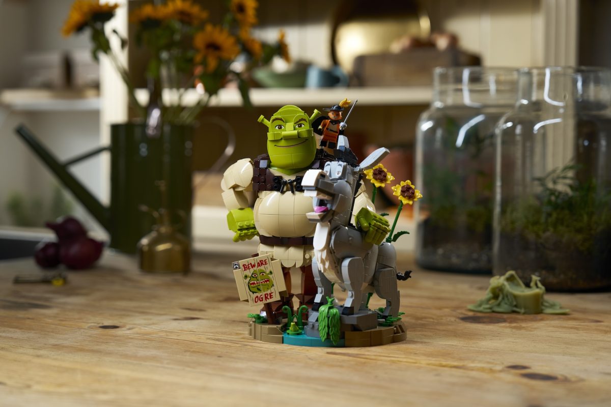 LEGO anunță oficial lansarea universului Shrek: Primele detalii despre seturi, prețuri și viitoarele minifigurine