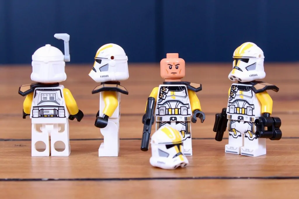 LEGO lansează o nouă oportunitate pentru colecționari: Un soldat de elită din 327th Star Corps vine cadou cu revista LEGO Star Wars
