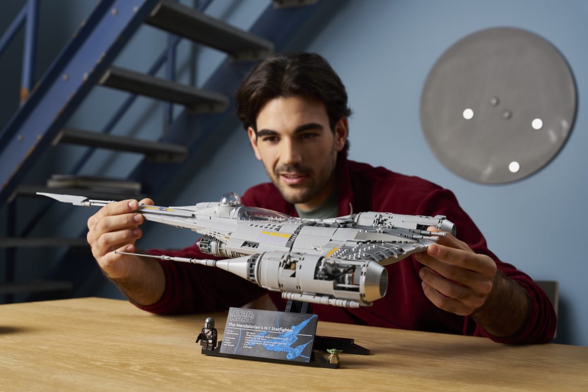 LEGO anunță noul set UCS N-1 Starfighter pentru evenimentul May the 4th: O lansare spectaculoasă marcată de nostalgia fanilor