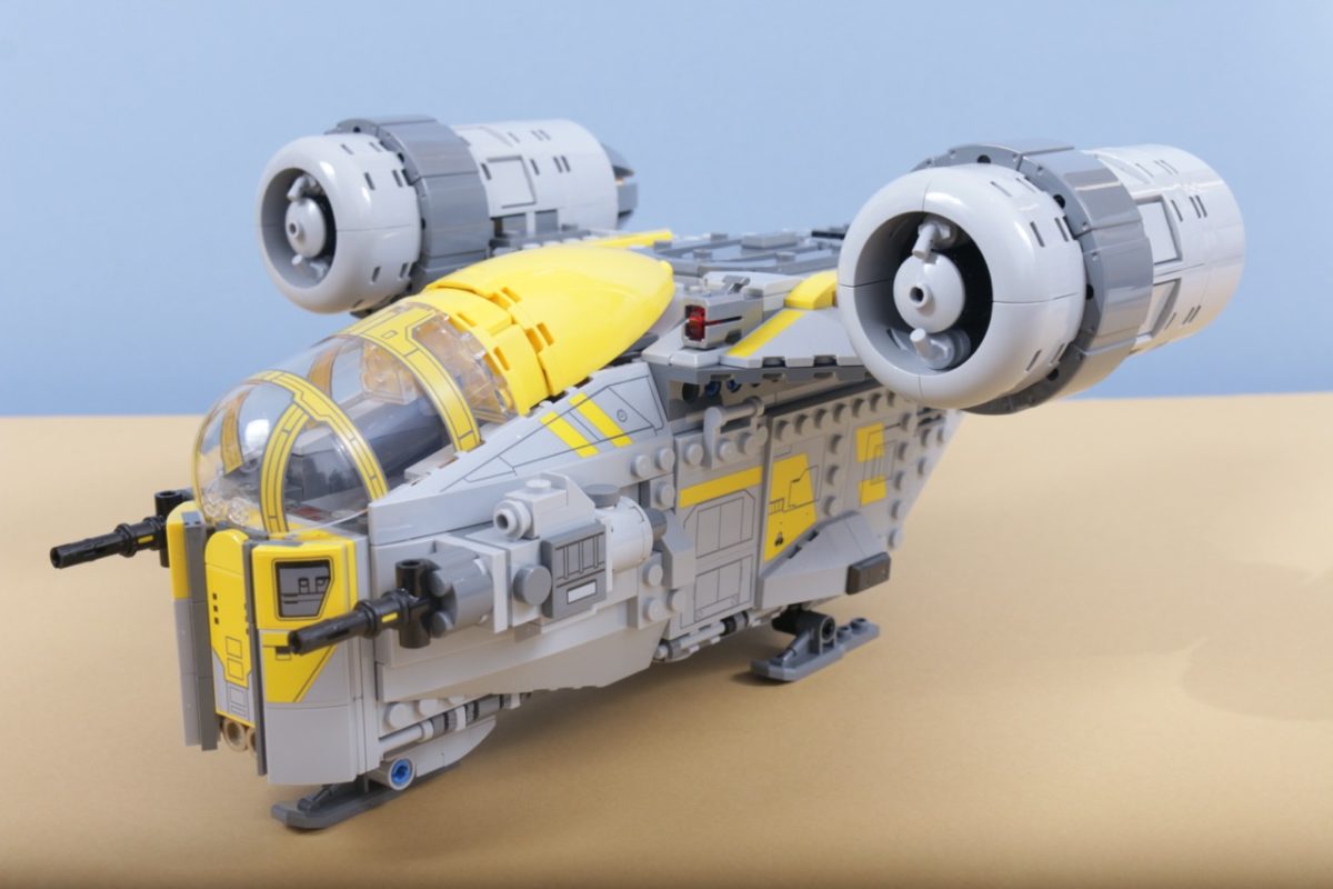 LEGO lansează o nouă versiune pentru The Razor Crest: Comparație detaliată între modelul din 2026 și originalul din 2020