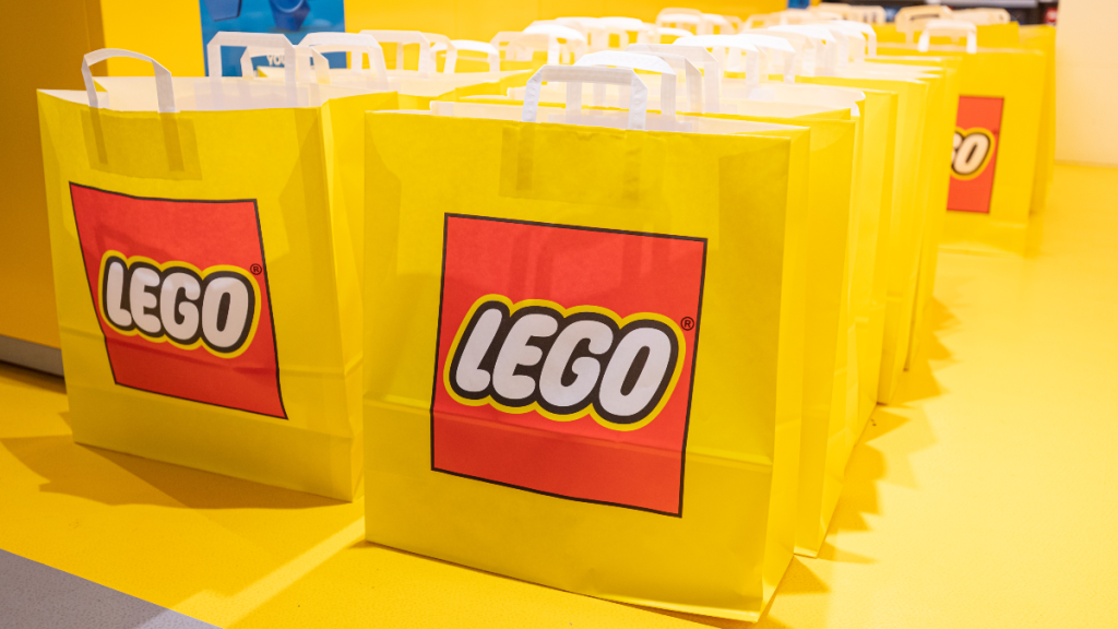 LEGO lansează primul magazin oficial în Oxford: Detalii complete despre marea deschidere din luna mai