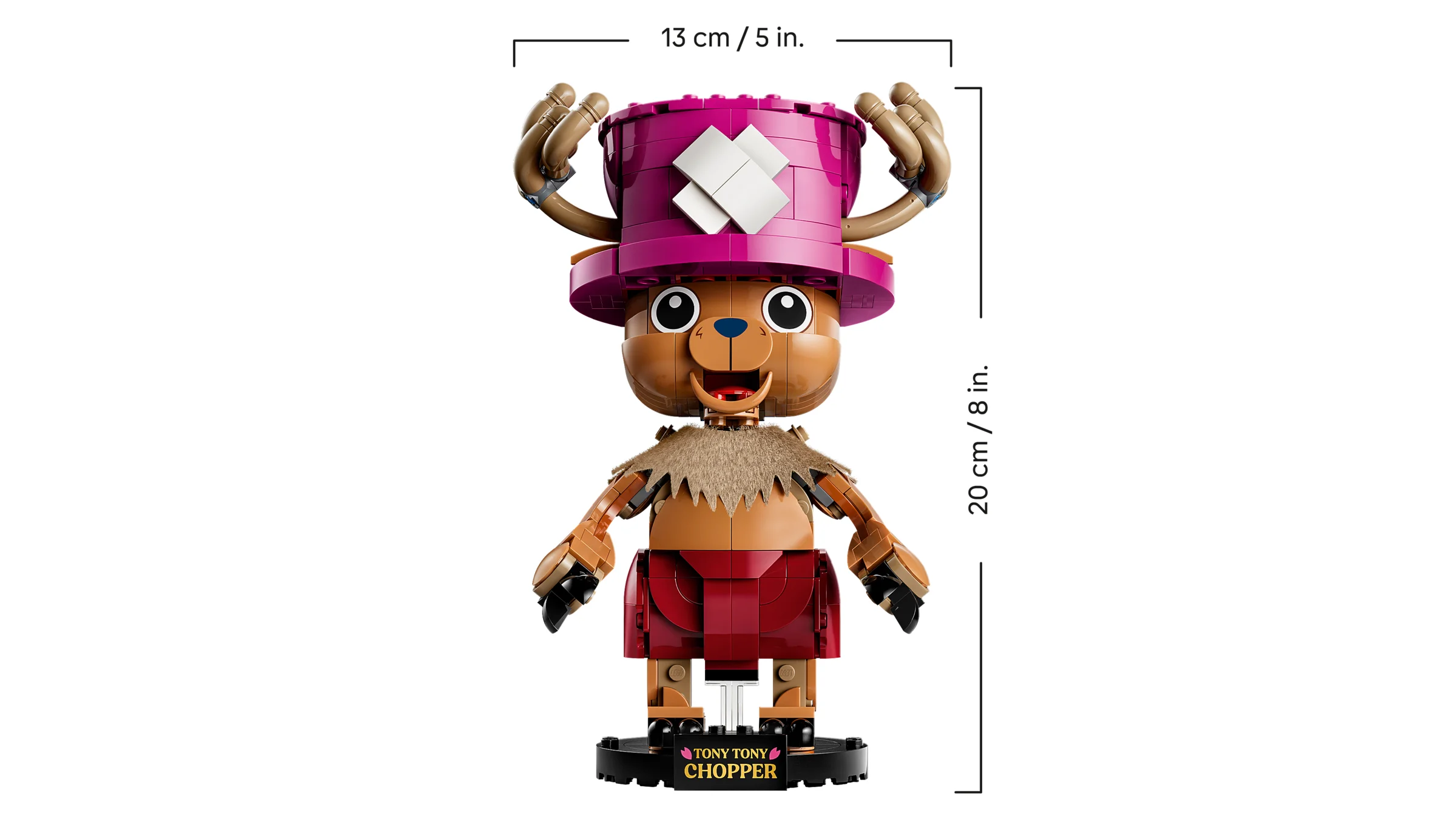 Imagine frontală a modelului LEGO Tony Tony Chopper, cu dimensiunile indicate.