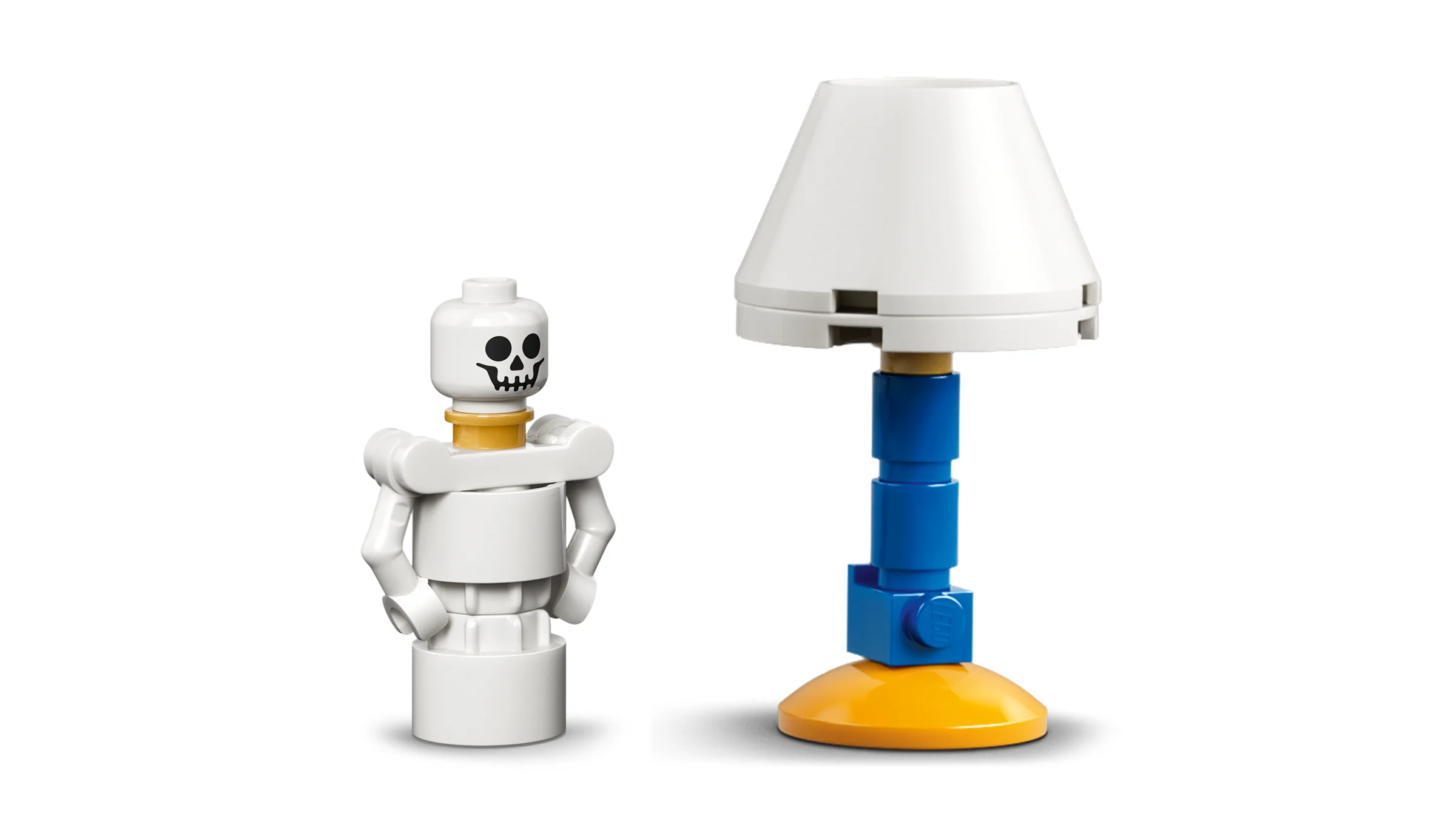 Imagine cu scheletul și lampa construite din setul LEGO Dobby. Detaliu al modelului.