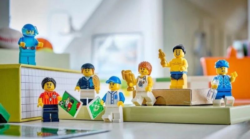 LEGO lansează o nouă selecție de personaje Build a Minifigure dedicate sportului pentru vara anului 2026