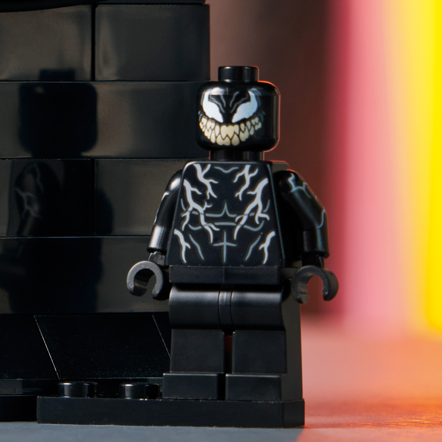 LEGO anunță 76356 Venom Bust: Prima reprezentare oficială a simbiotului din filmele Sony