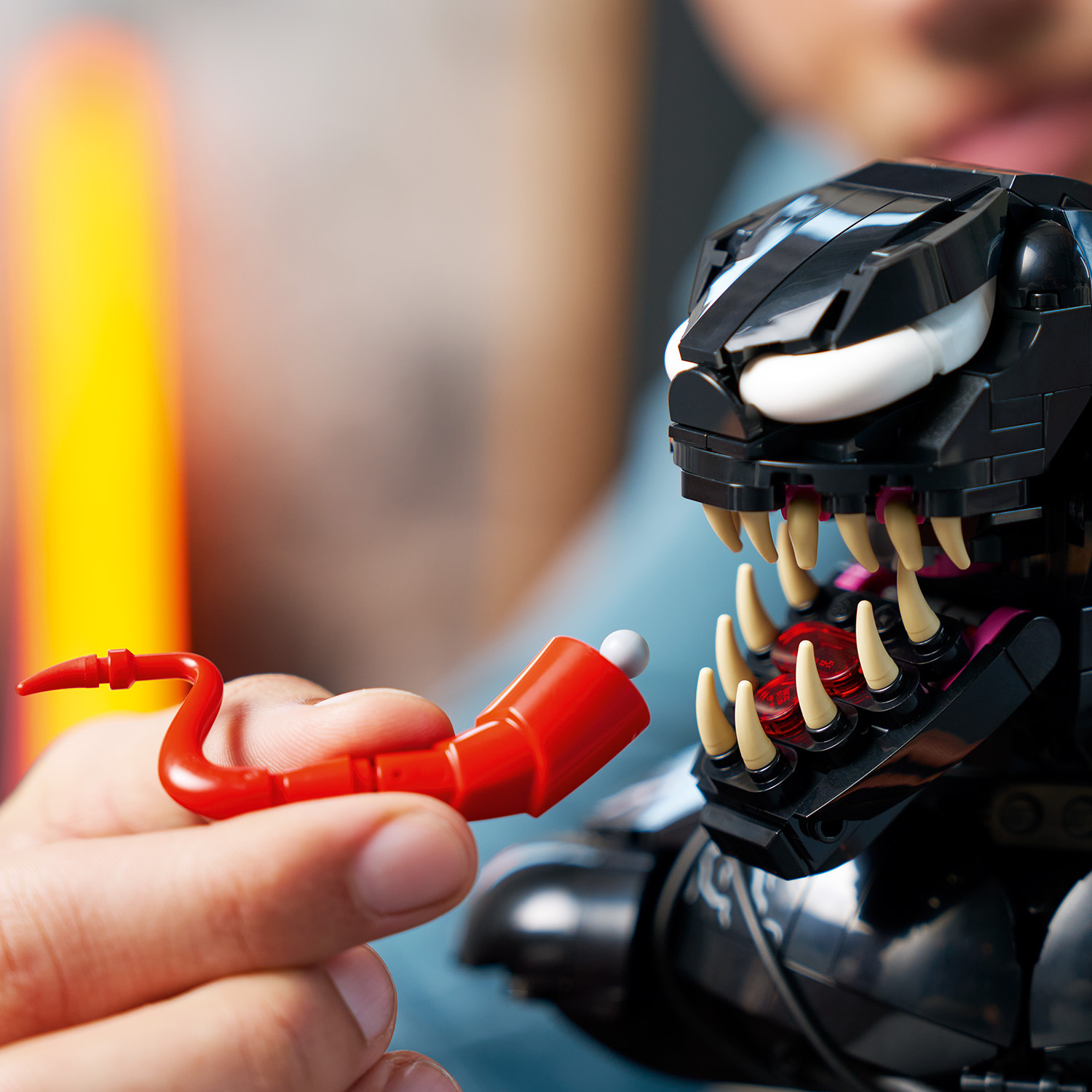 LEGO anunță 76356 Venom Bust: Prima reprezentare oficială a simbiotului din filmele Sony