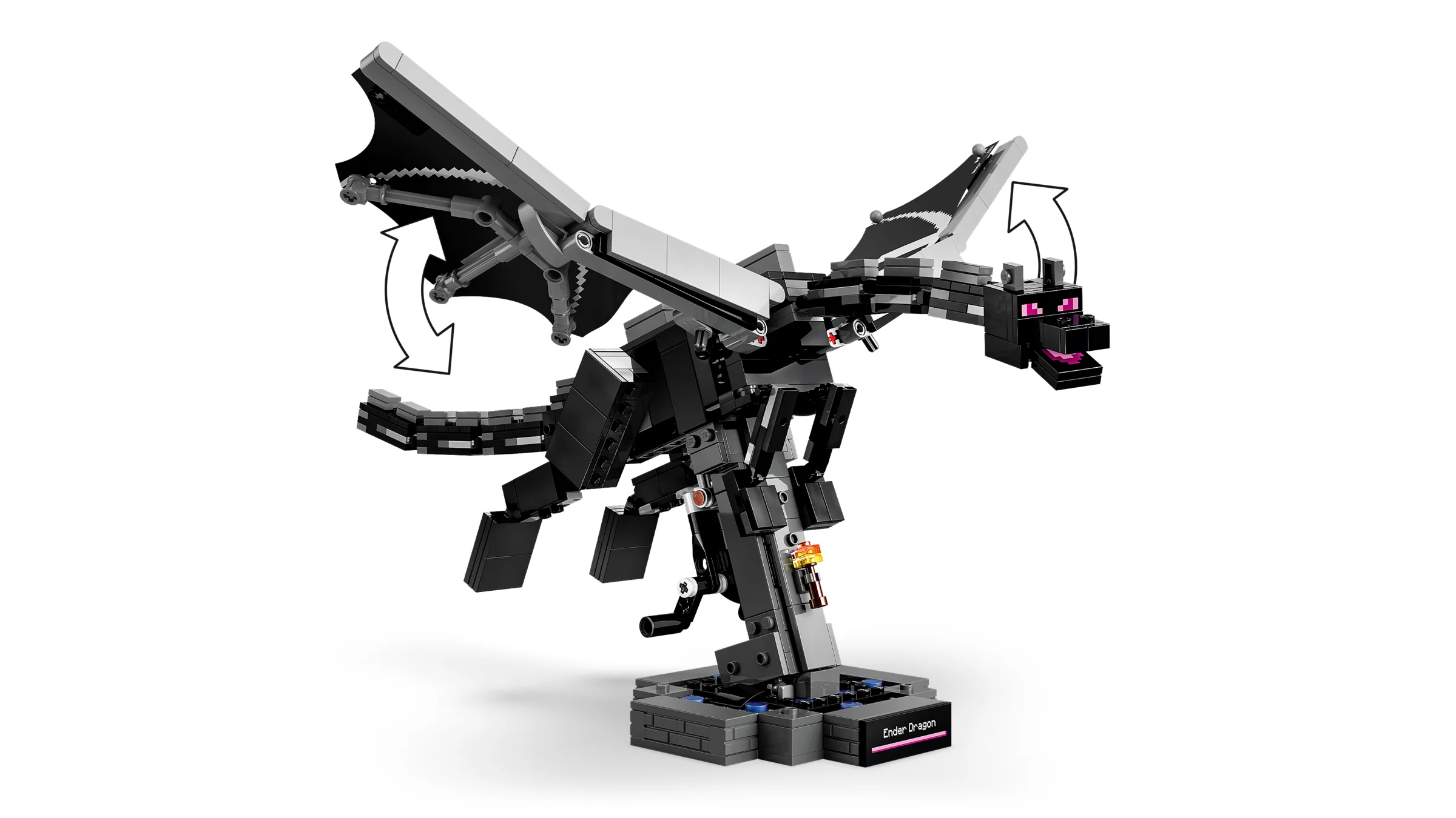 Dragonul Ender LEGO Minecraft, cu aripi mobile, pe un suport. Un model detaliat și impresionant.