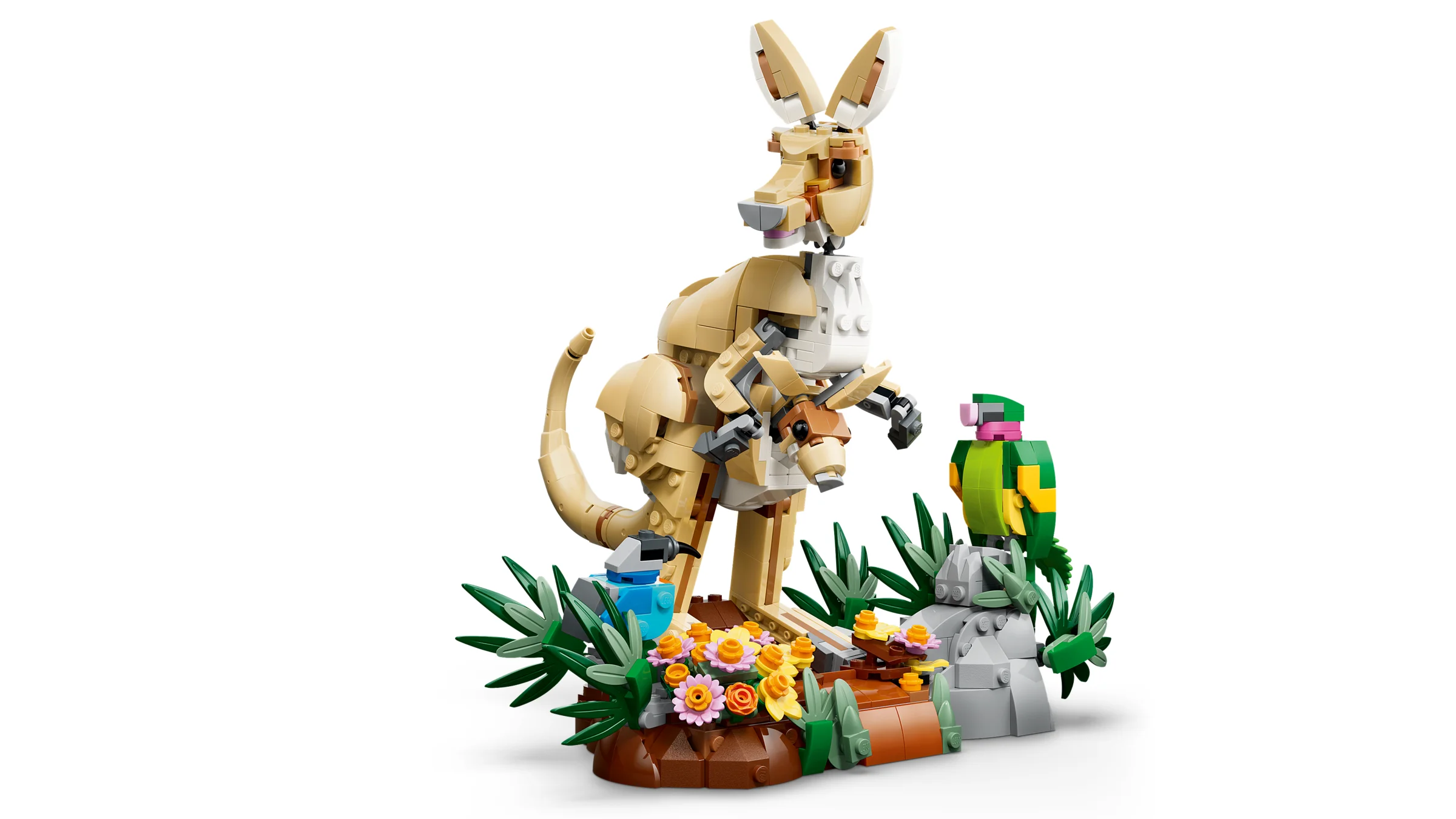 Set LEGO Creator 31388: Familie de Koala. Un cangur și un pui stau lângă o pasăre colorată.
