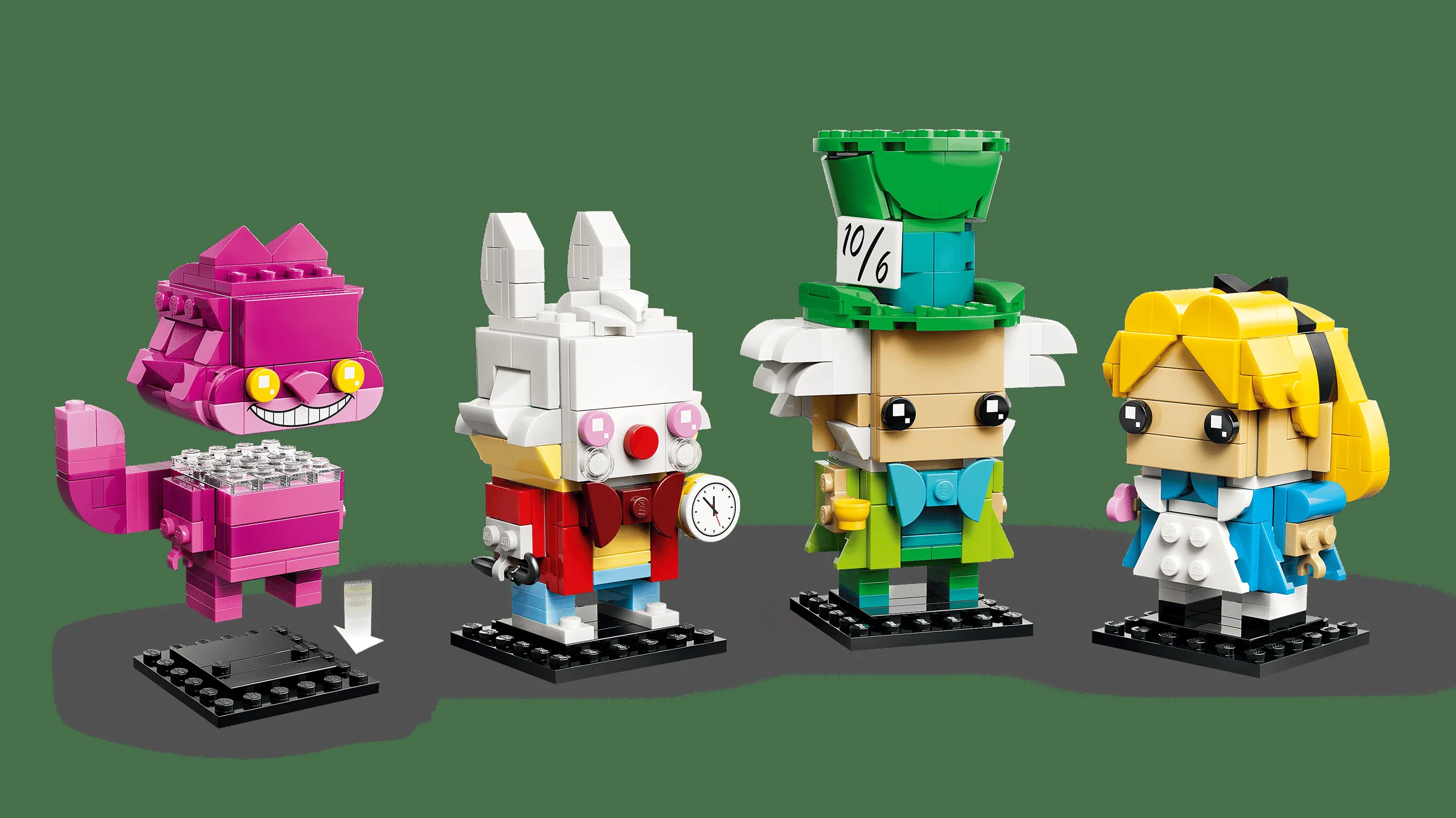 Imagine cu setul LEGO BrickHeadz Alice în Țara Minunilor, prezentând figurinele construite.