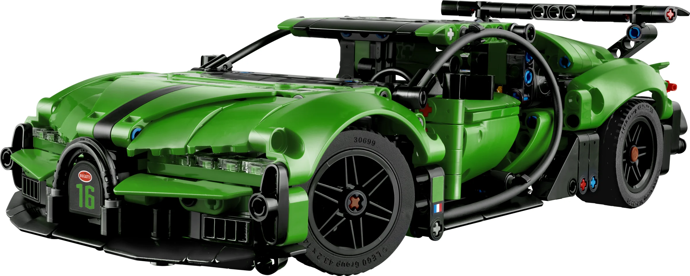 Modelul Bugatti Chiron Pur Sport verde, cu detalii tehnice impresionante și linii elegante.