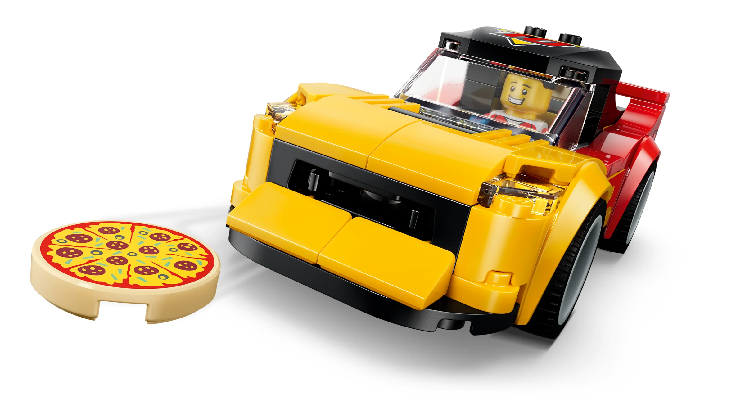 Imagine cu mașina galbenă de livrat pizza și minifigurina zâmbitoare. Detalii atractive.