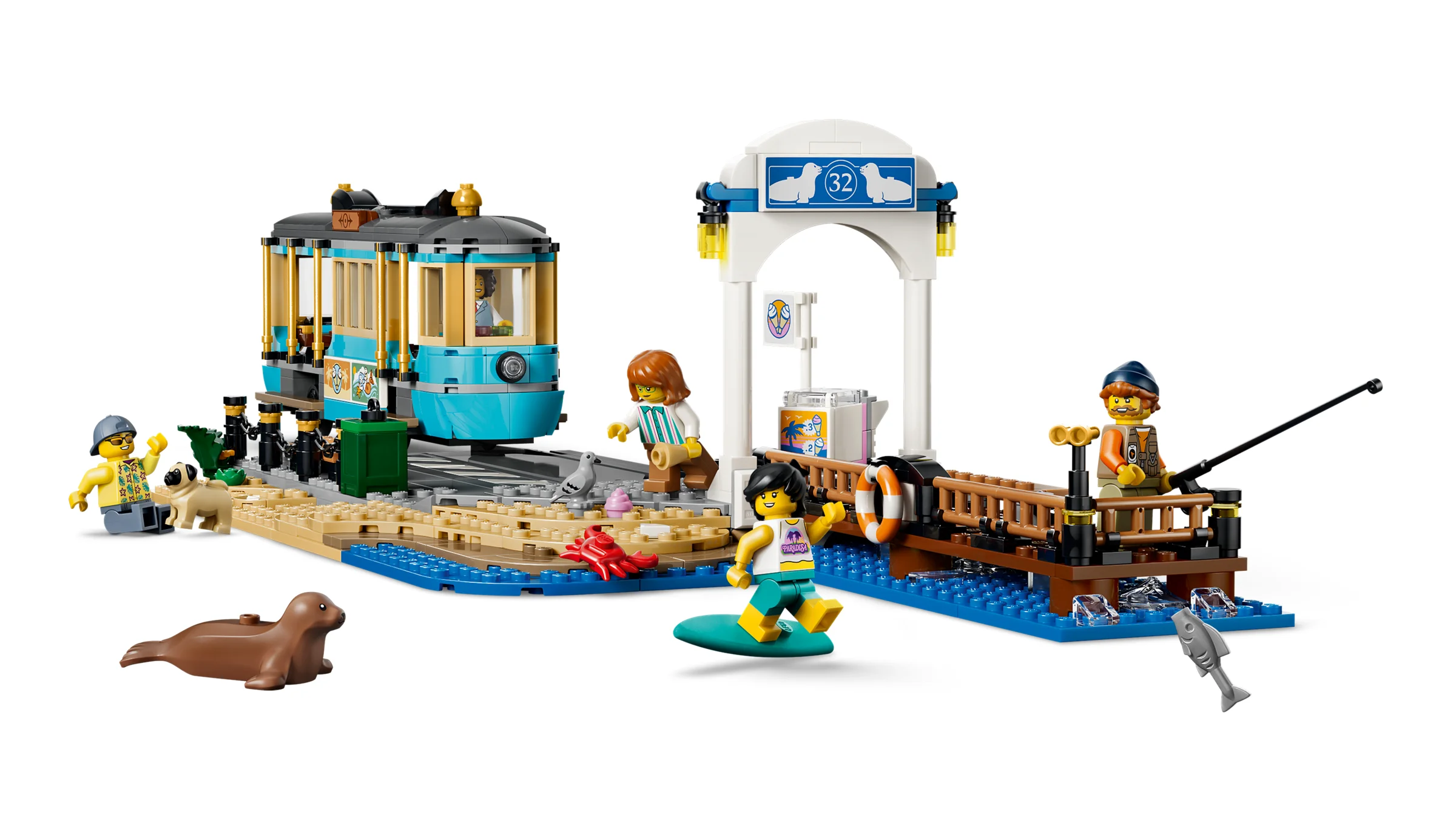 Setul LEGO 60506 prezintă un tramvai de plajă clasic cu minifigurine și detalii de peisaj costier.