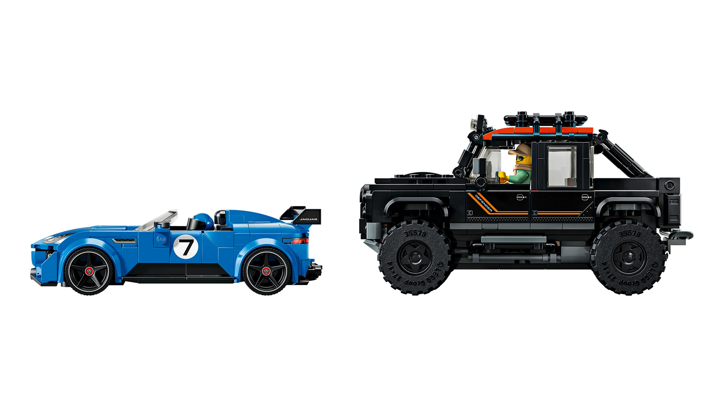 Prezentare completă a setului LEGO cu Jaguar F-TYPE și Land Rover Defender, modele detaliate.
