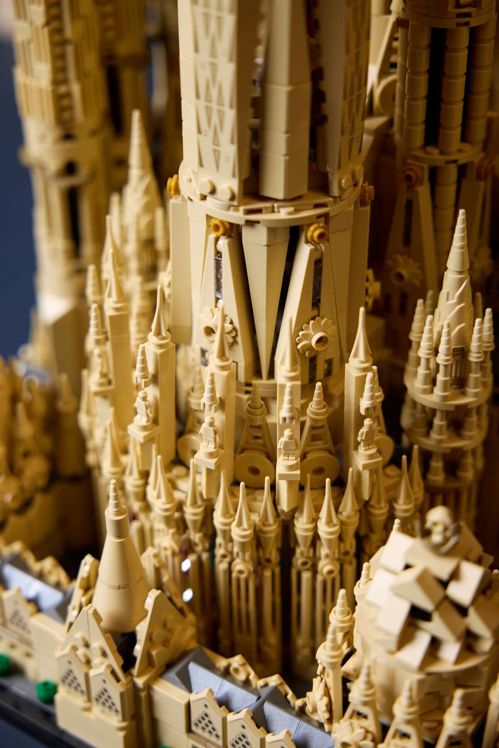 LEGO 21065