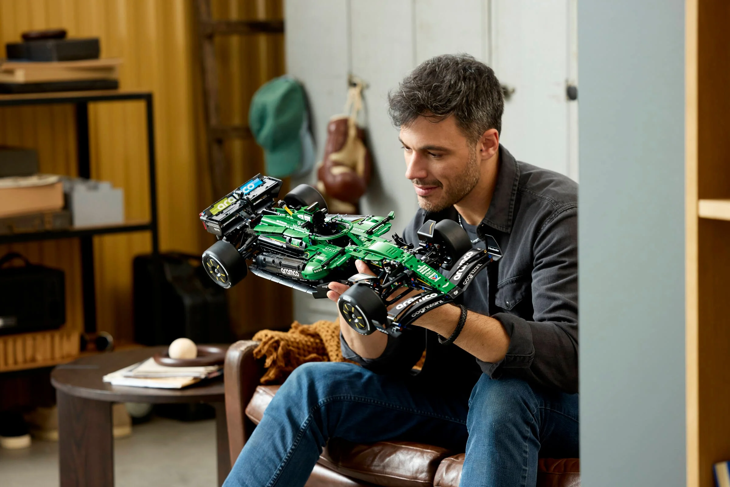 LEGO 42240