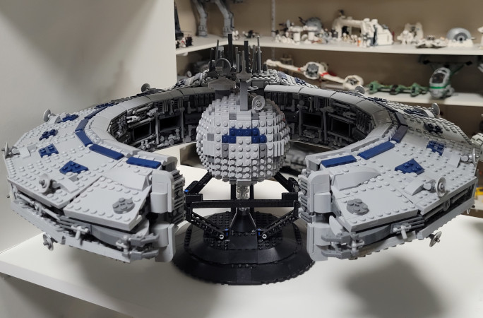 Record mondial recucerit: Povestea impresionantă a colecționarului cu peste 1.000 de seturi LEGO Star Wars