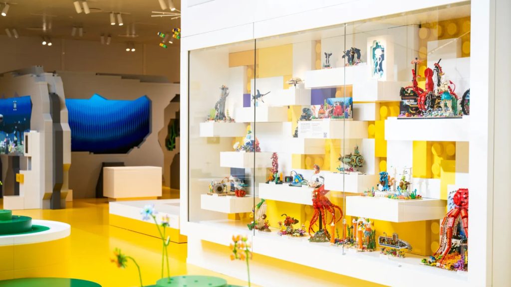 Modelele câștigătoare LEGO Ideas ajung în inima Billund: O nouă expoziție spectaculoasă la LEGO House