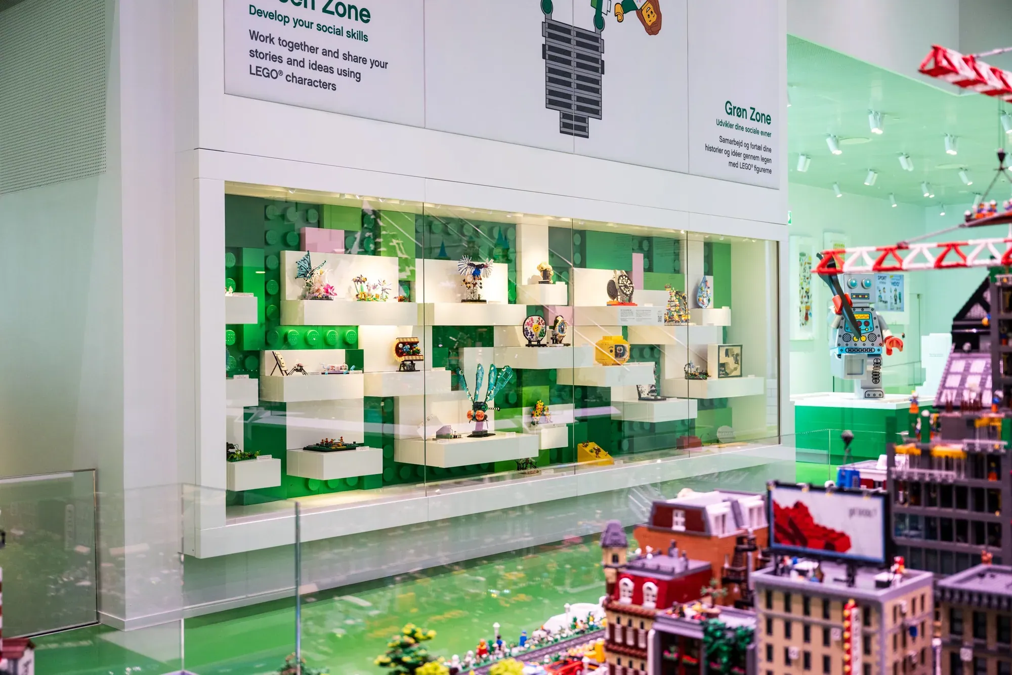 Modelele câștigătoare LEGO Ideas ajung în inima Billund: O nouă expoziție spectaculoasă la LEGO House
