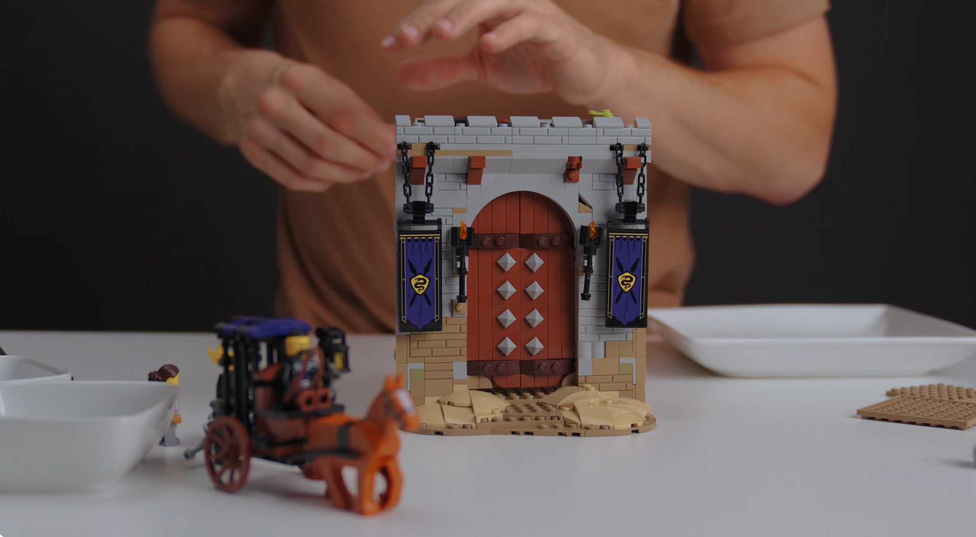 Detalii noi despre Dustmark Keep: O fortăreață impresionantă din BrickLink Designer Program Series 8