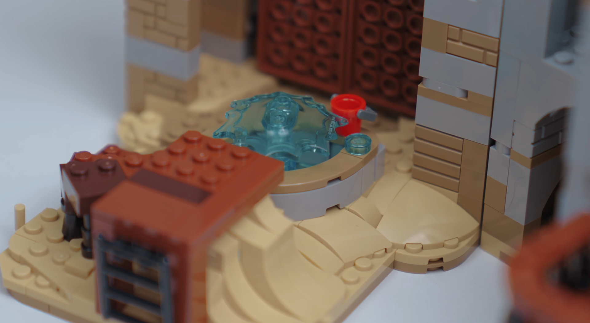 Detalii noi despre Dustmark Keep: O fortăreață impresionantă din BrickLink Designer Program Series 8