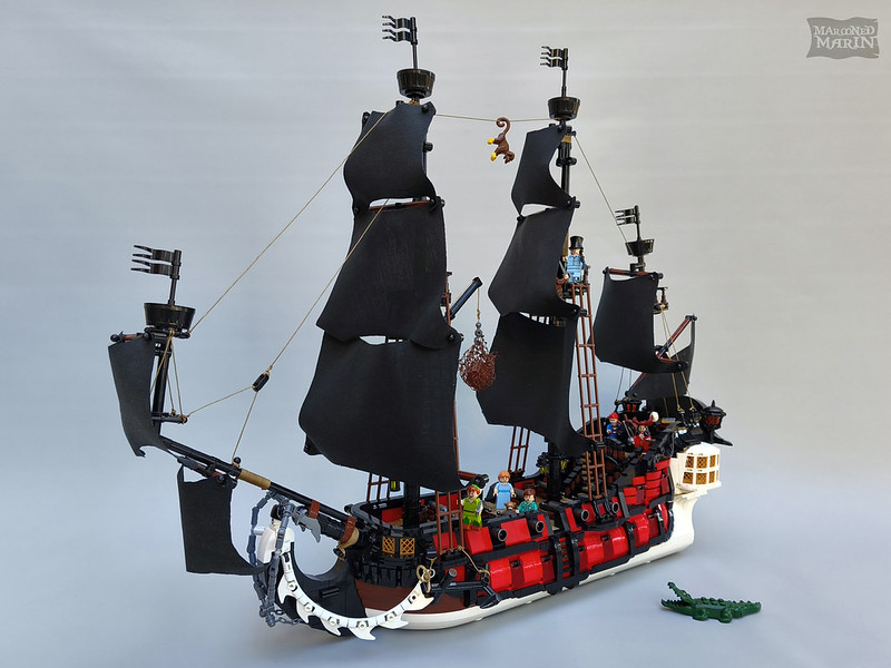O nouă legendă a mărilor: Corabia Jolly Roger a Căpitanului Hook primește o versiune LEGO spectaculoasă