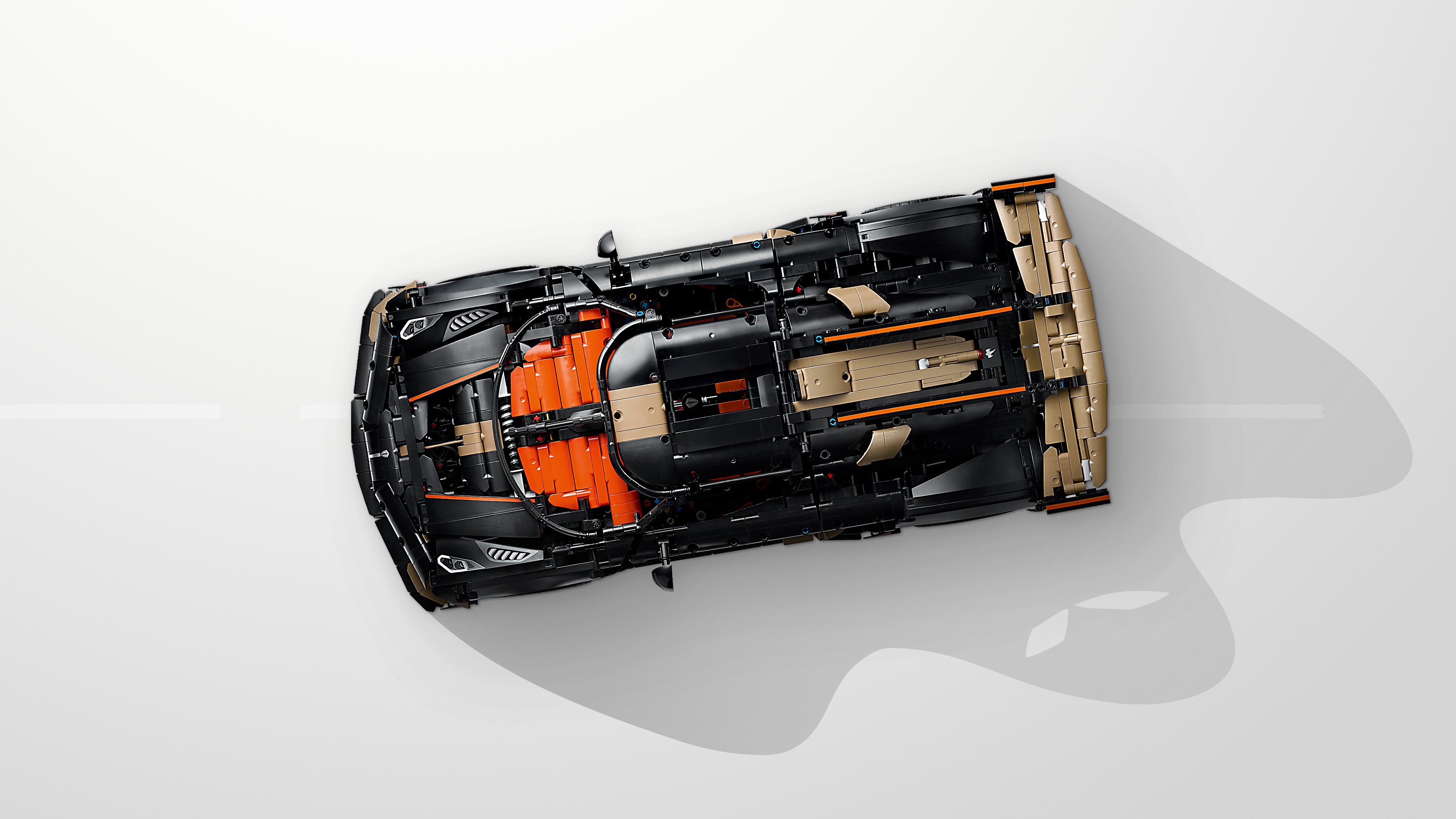 LEGO lansează Koenigsegg Sadair’s Spear: Un nou vârf de gamă pentru seria Technic Ultimate la scară 1:8