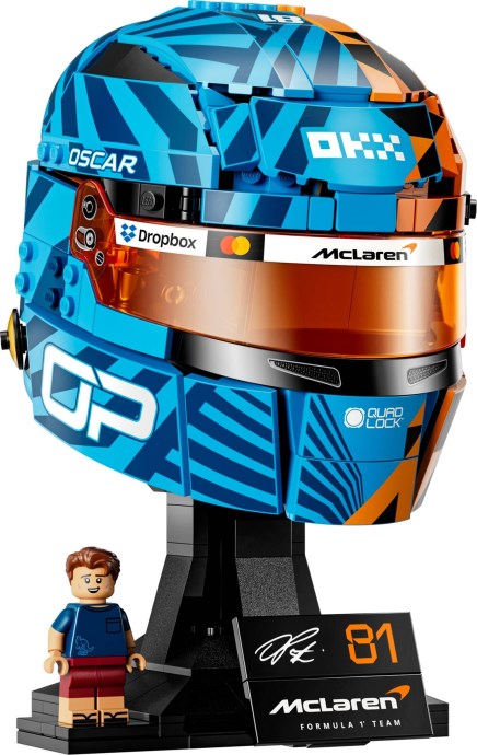 Setul LEGO 43017 Build to Give, un ren colorat realizat pentru campania anuală de caritate.
