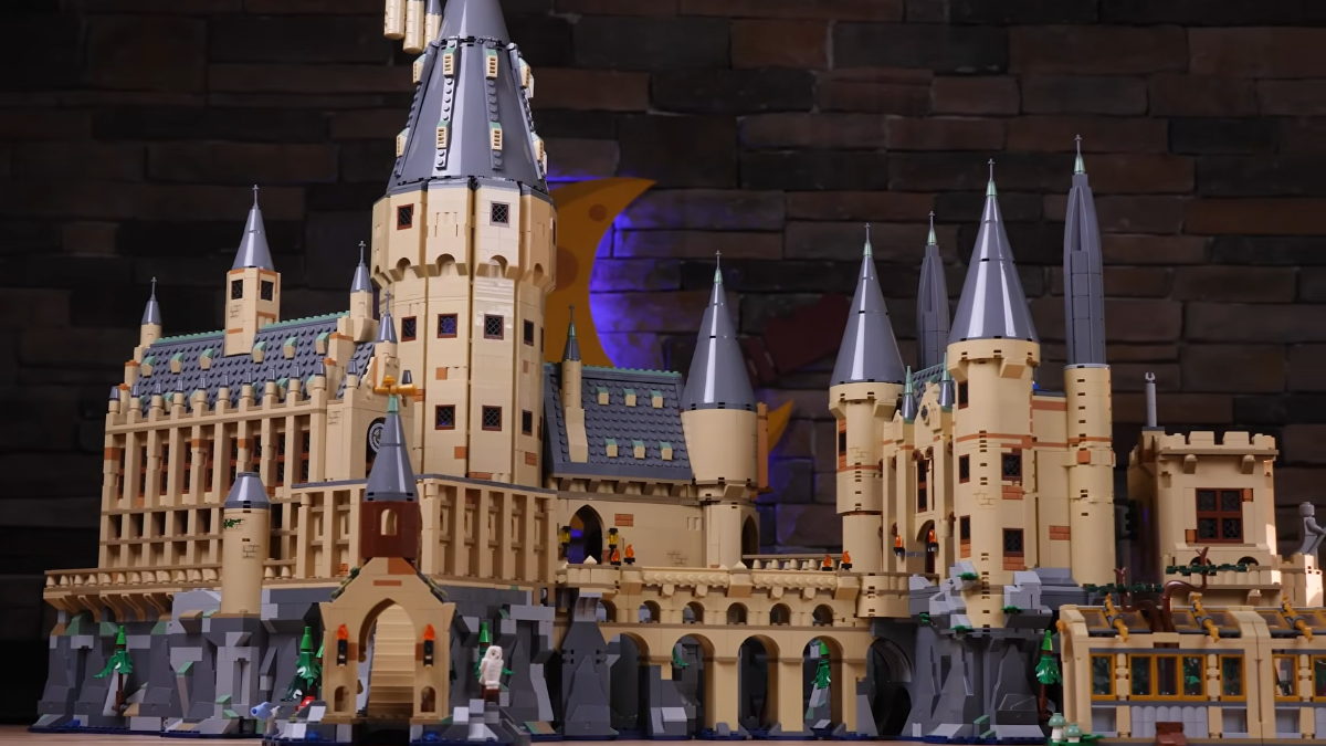LEGO lansează noi module pentru Castelul Hogwarts: Cum se îmbină seturile pentru a crea o fortăreață legendară