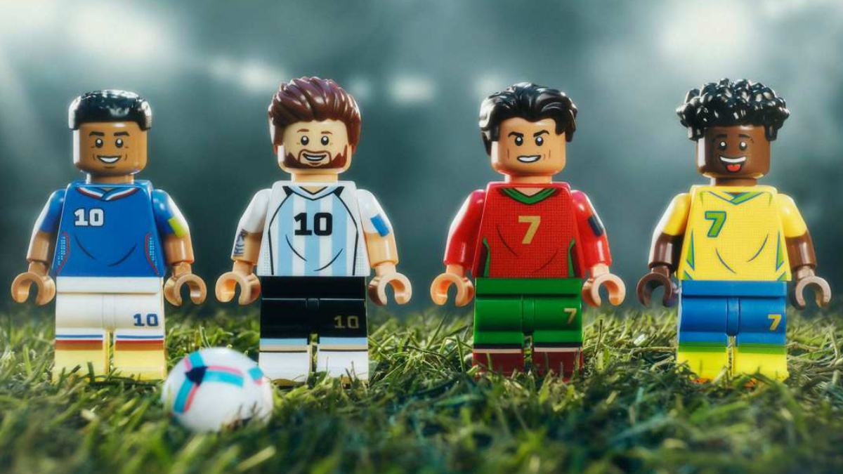 LEGO lansează noua gamă LEGO Editions 2026: Cum au colaborat Messi, Ronaldo și Mbappé la crearea propriilor minifigurine