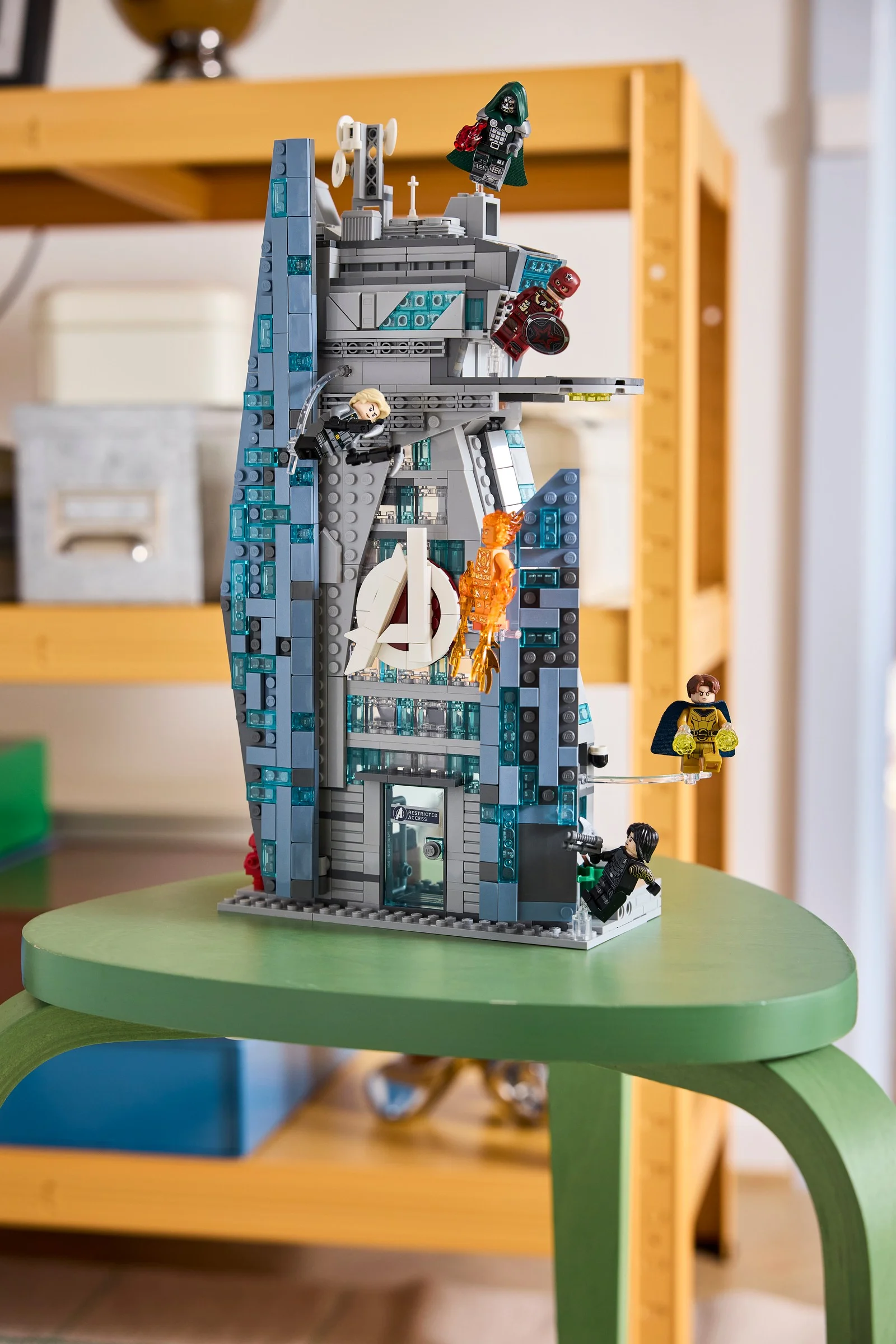 LEGO 76352