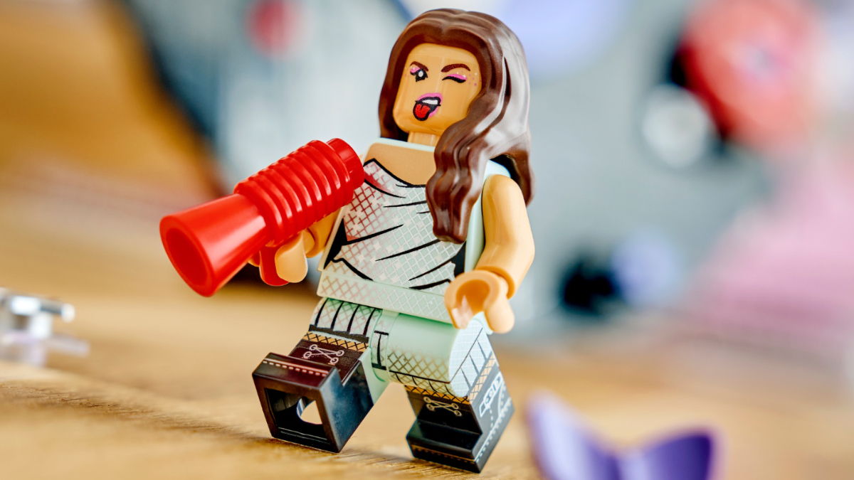 Promoție LEGO: Puncte duble Insiders pentru legendarul 11378 Douglas DC-3 PAN AM Airliner