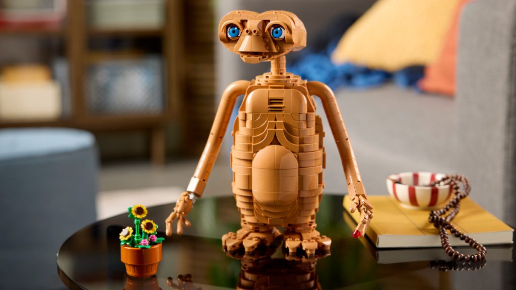 LEGO anunță oficial 21370 E.T. the Extra-Terrestrial: O călătorie nostalgică în inima cinematografiei anilor '80