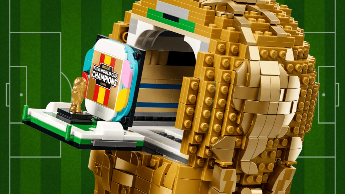 LEGO anunță ediția exclusivă de colecție FIFA World Cup Trophy – Champions Edition pentru a celebra victoria Spaniei