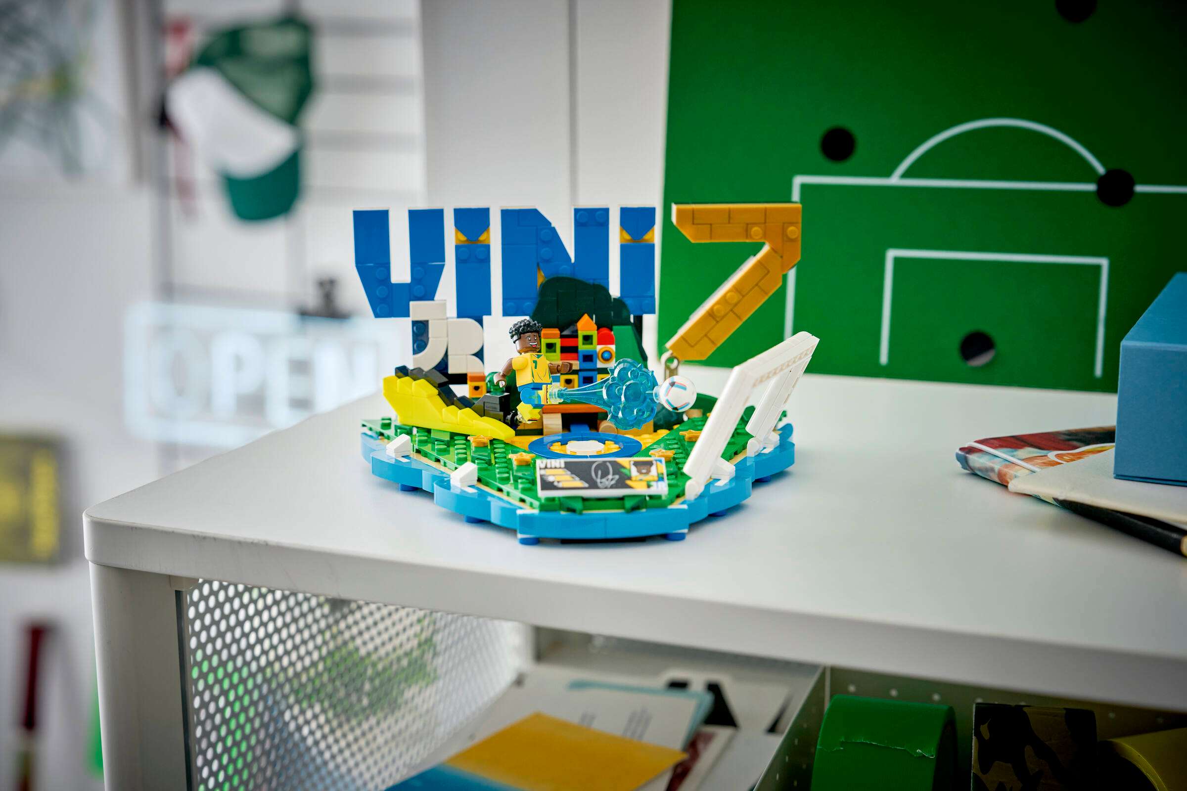 LEGO și Cupa Mondială 2026: Cum performanța de pe teren dictează succesul noilor seturi cu fotbaliști