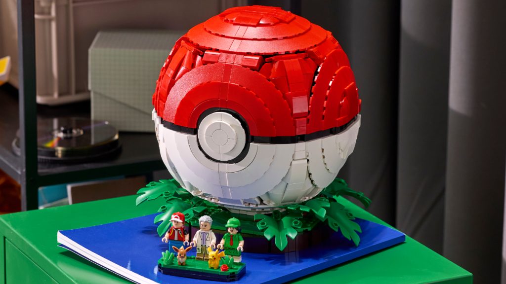 LEGO lansează o temă complet nouă în 2026: Primele detalii oficiale despre seturile LEGO Pokémon și minifigurinele Red