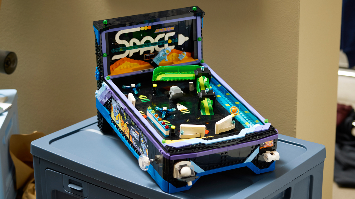 Promoție LEGO: Puncte duble Insiders pentru legendarul 11378 Douglas DC-3 PAN AM Airliner