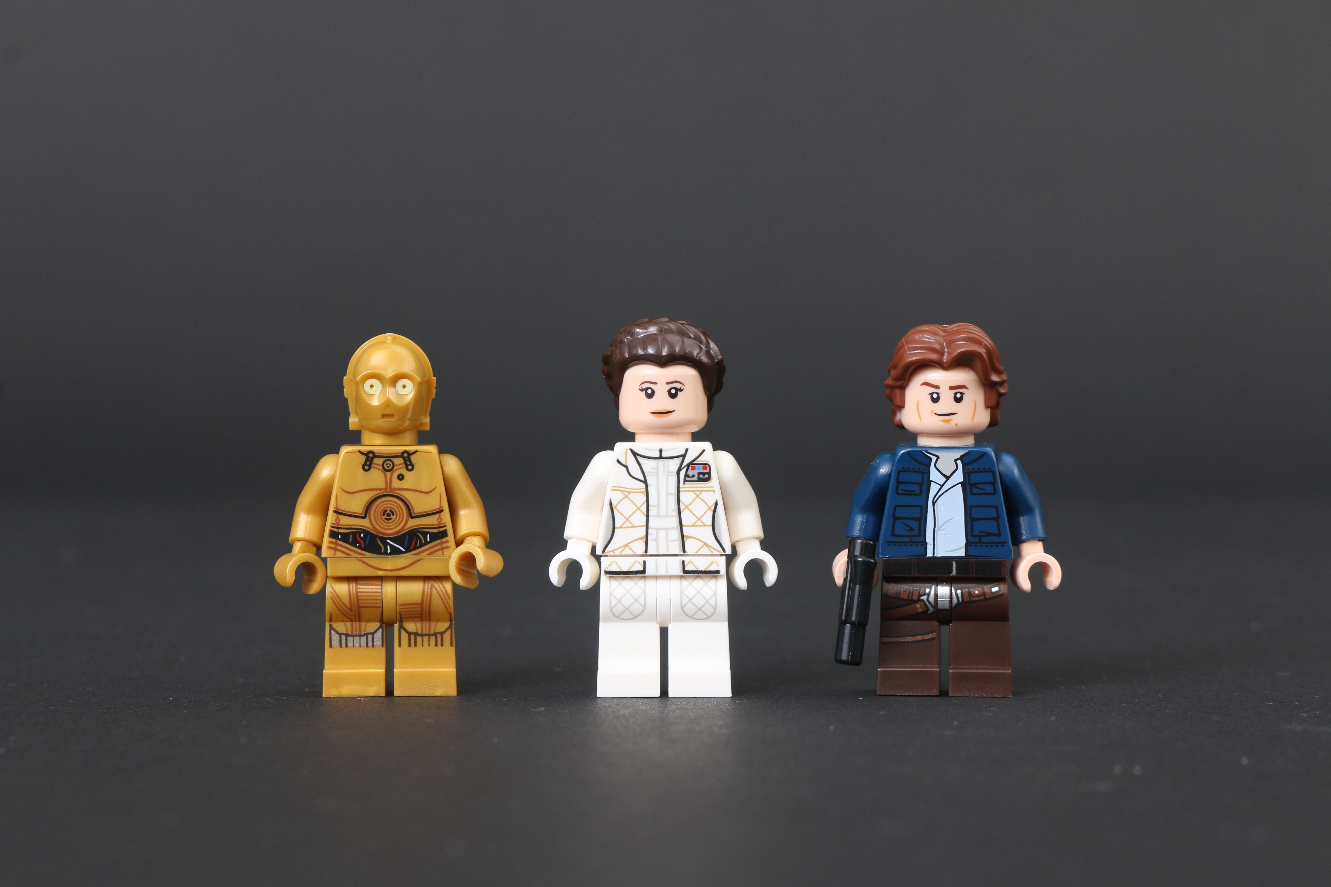 Viitorul navei Millennium Falcon în universul LEGO: Între retragerea modelului 75192 și zvonurile unei lansări colosale în 2027