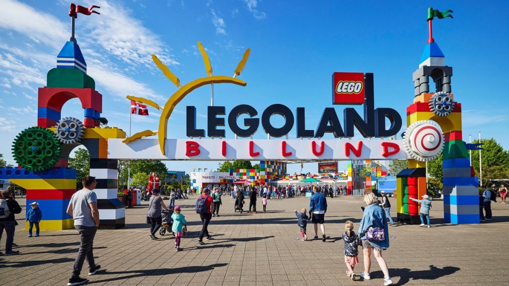 Licitație istorică la LEGOLAND Billund: Primul model original din Miniland a fost vândut pentru o cauză nobilă