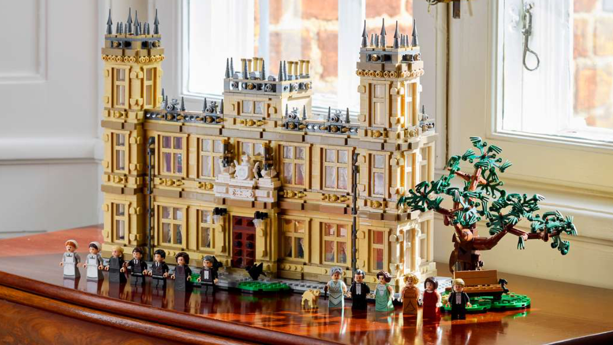Detalii noi despre viitorul set de proporții gigantice LEGO Icons 11388 Venice Neighbourhood