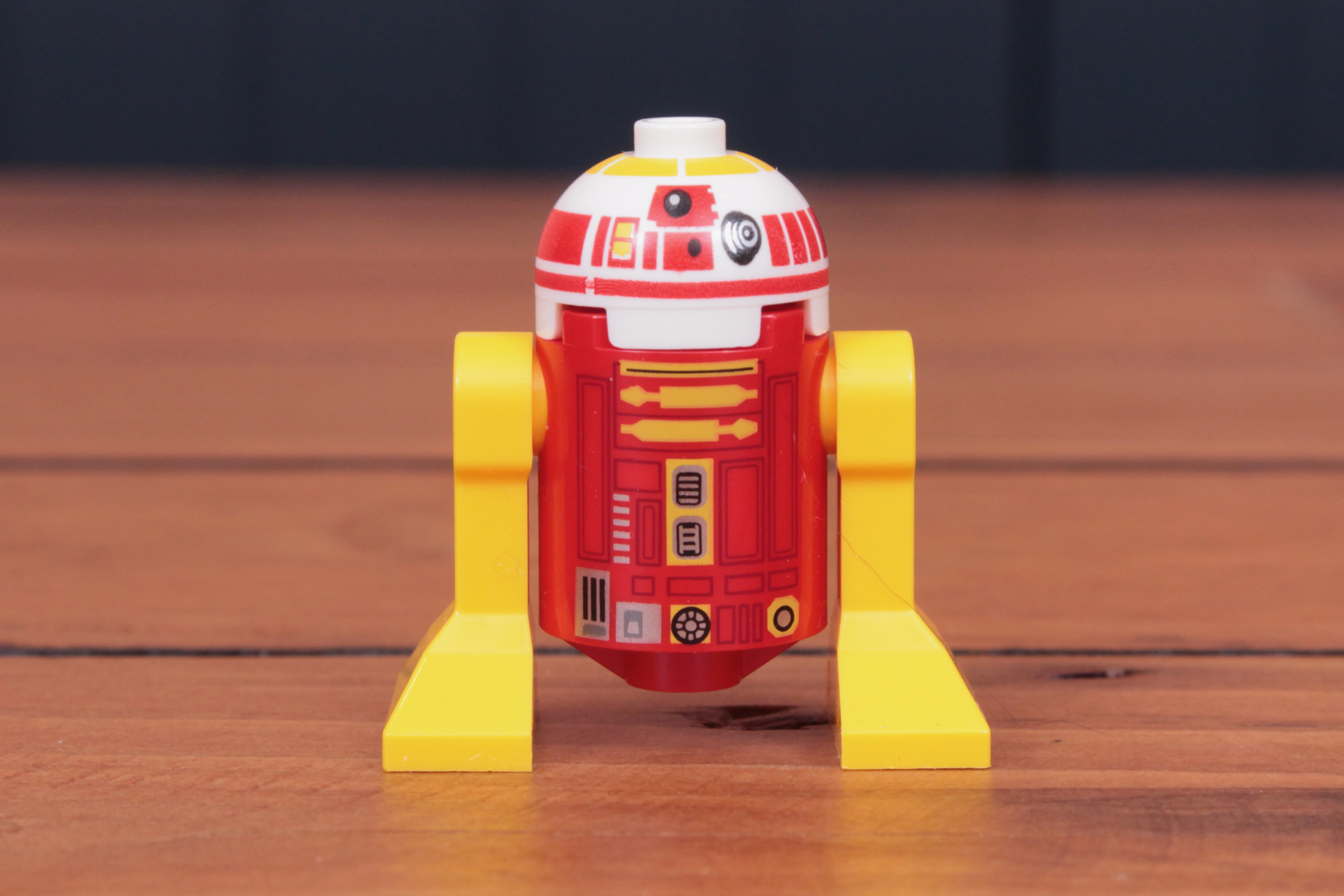 Aventurile droidului L3-G0 continuă: Cum să recreezi legendarul astromech LEGO în Star Wars: Zero Company