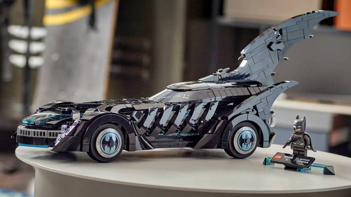 Promoție LEGO Batman Day 2026: Profită de punctele duble Insiders și de cadoul exclusiv Bruce Wayne